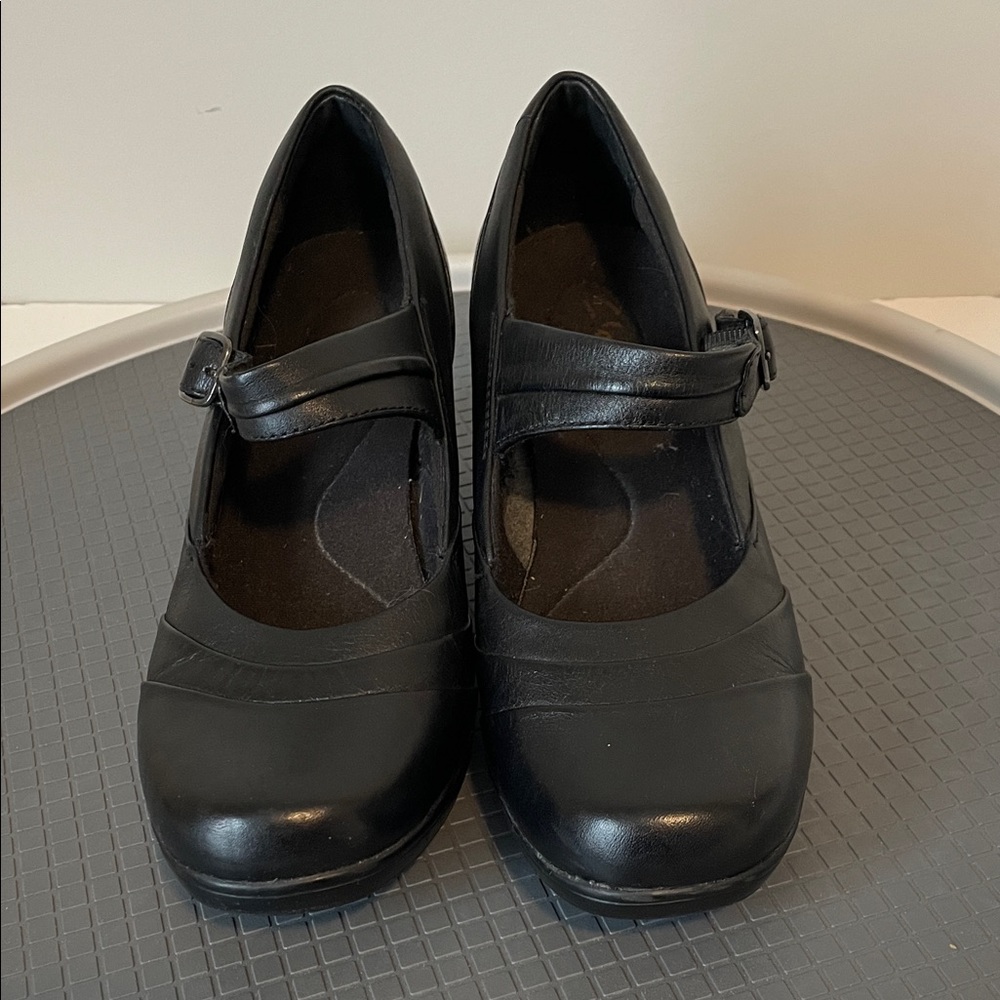 Clarks Women's Classic Black Heels
